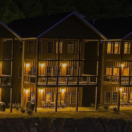 Keweenaw Waters Resort Houghton Buitenkant foto