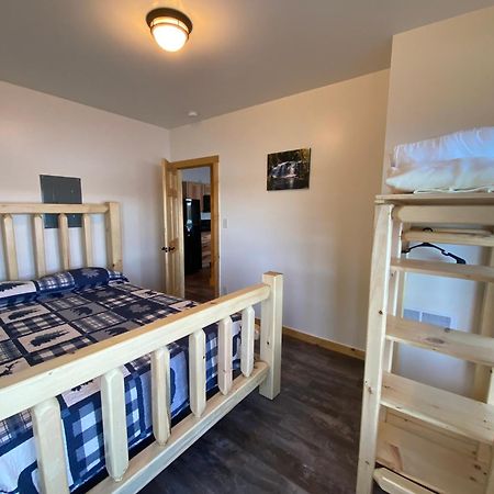 Keweenaw Waters Resort Houghton Buitenkant foto