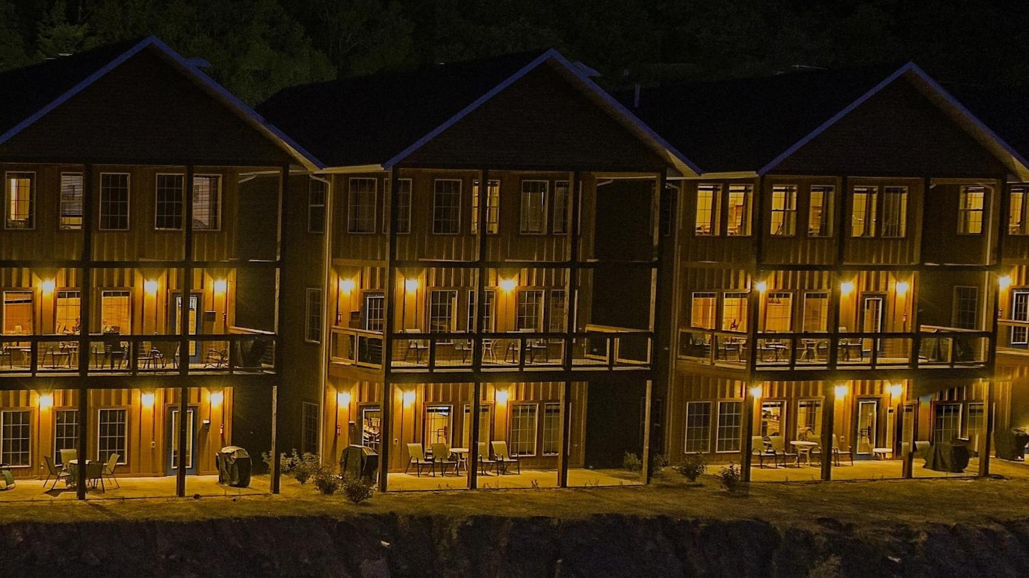 Keweenaw Waters Resort Houghton Buitenkant foto